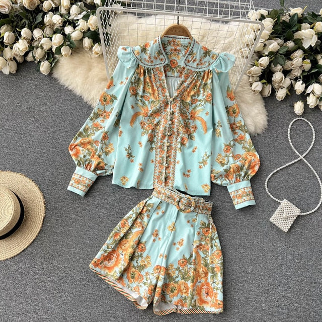 Turn Down Collar Floral Print Blouse And Shorts