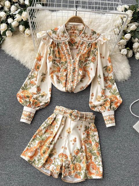 Turn Down Collar Floral Print Blouse And Shorts